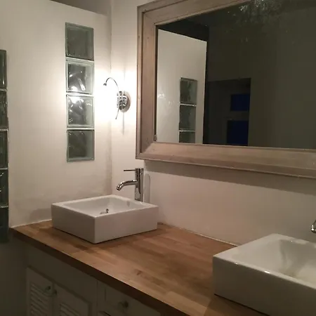 Holiday home Avec Piscine-cap Sizun Confort-Meilars