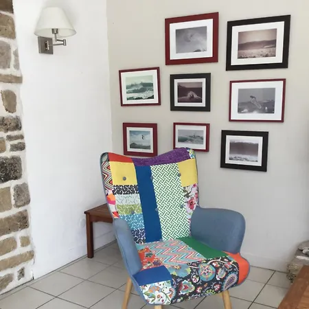 Holiday home Avec Piscine-cap Sizun Confort-Meilars