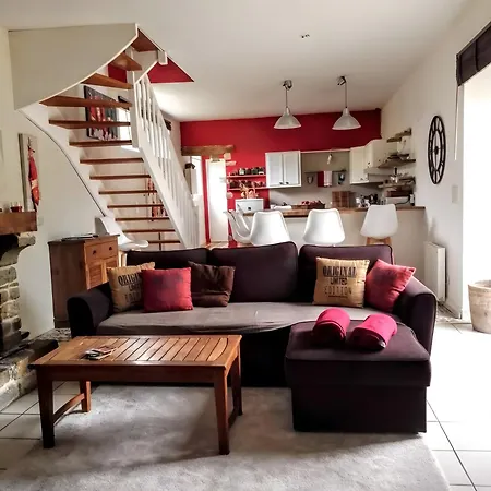 Holiday home Avec Piscine-cap Sizun Confort-Meilars